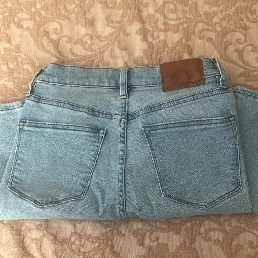 J Crew - 9" High-Rise Toothpick Button Fly Jean - Size 25P - Picture 5 of 9